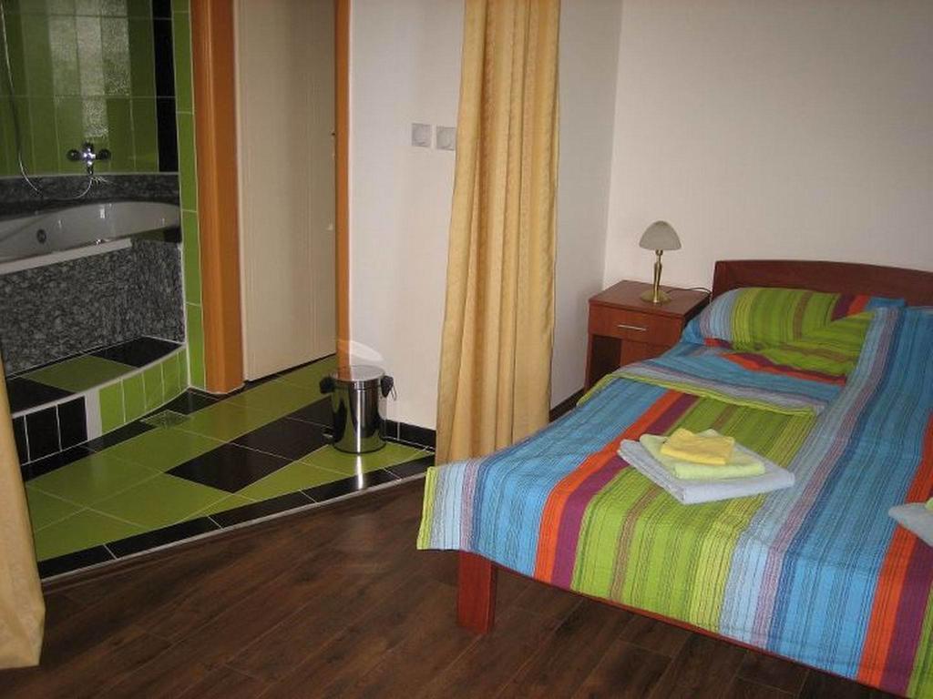 Bazeni Baikal Topola Quarto foto
